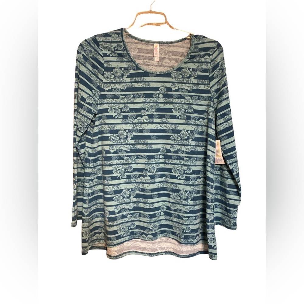 NWT LuLaRoe Lynnae style high low  teal striped floral blouse poly spand…